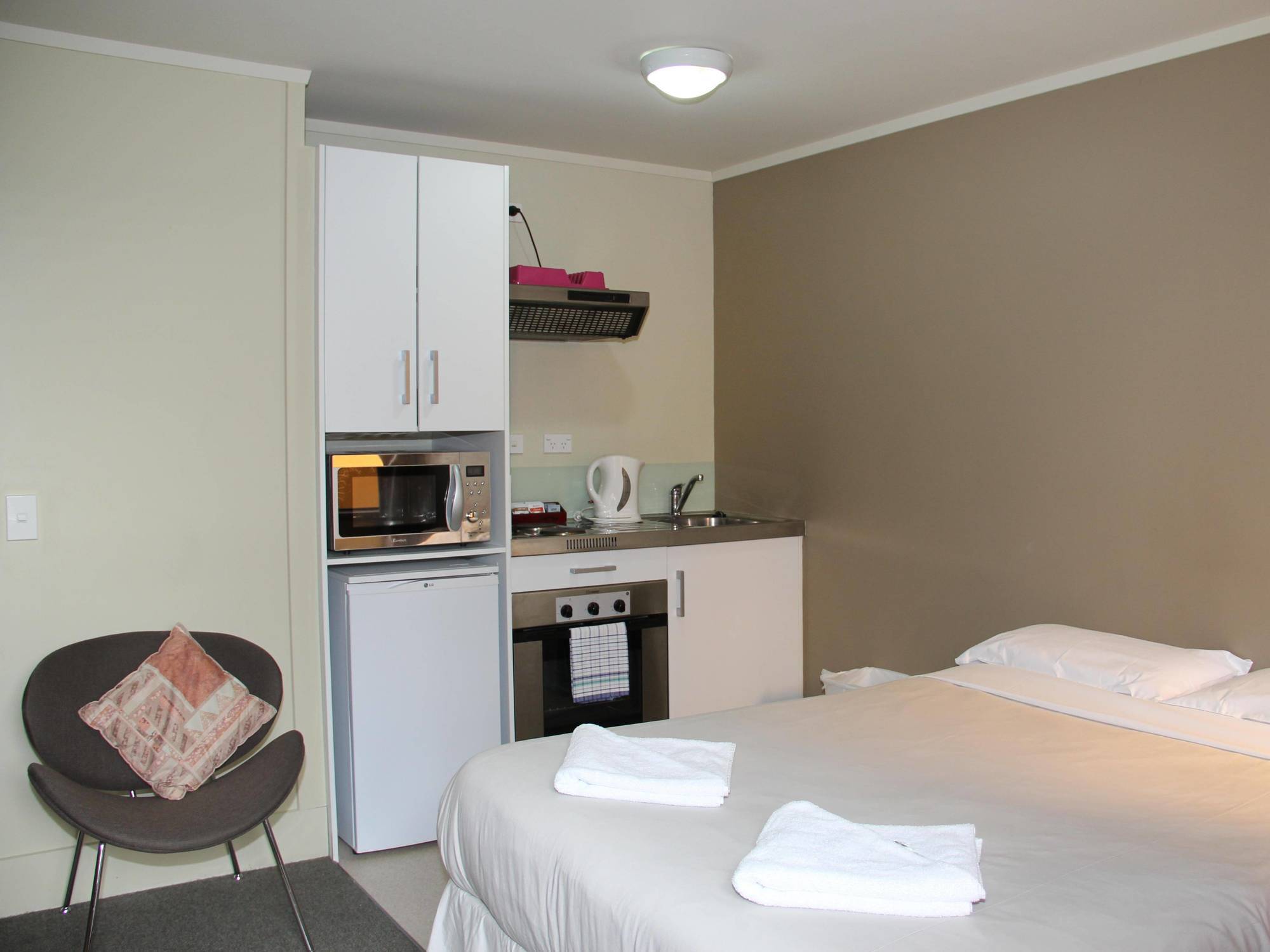 Nikau Apartments Nelson Bagian luar foto